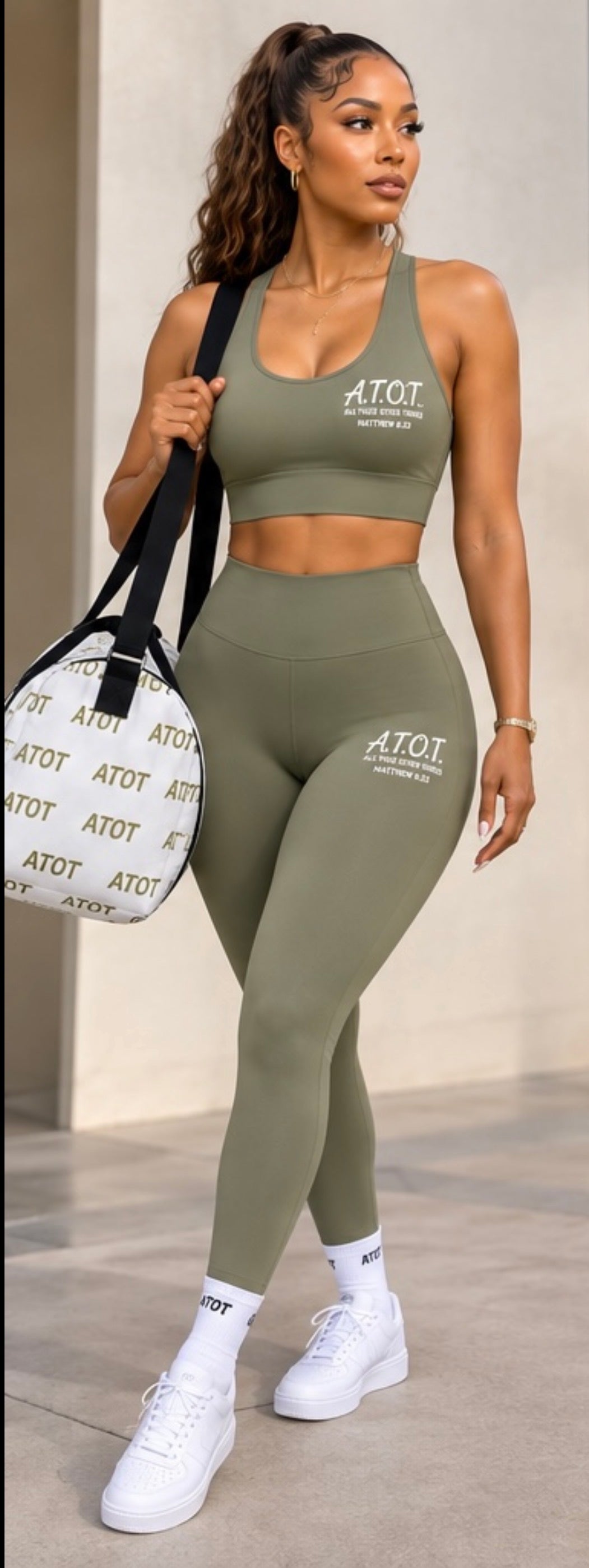 Sleek Workout Gear with Crop Top and Spandex Pants